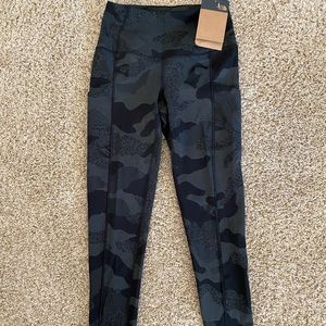 North Face W Luxe Motivation Pocket 7/8 Leggings-S